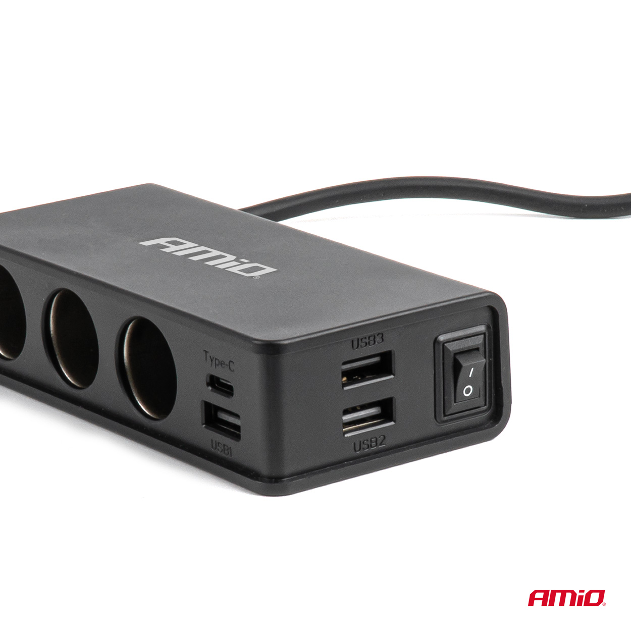 Savukkeensytytinpistorasian haaroitin ja laturi, 3 × USB-A, USB-C, QC3.0 PD3.0, 148 W, AMIO-04836