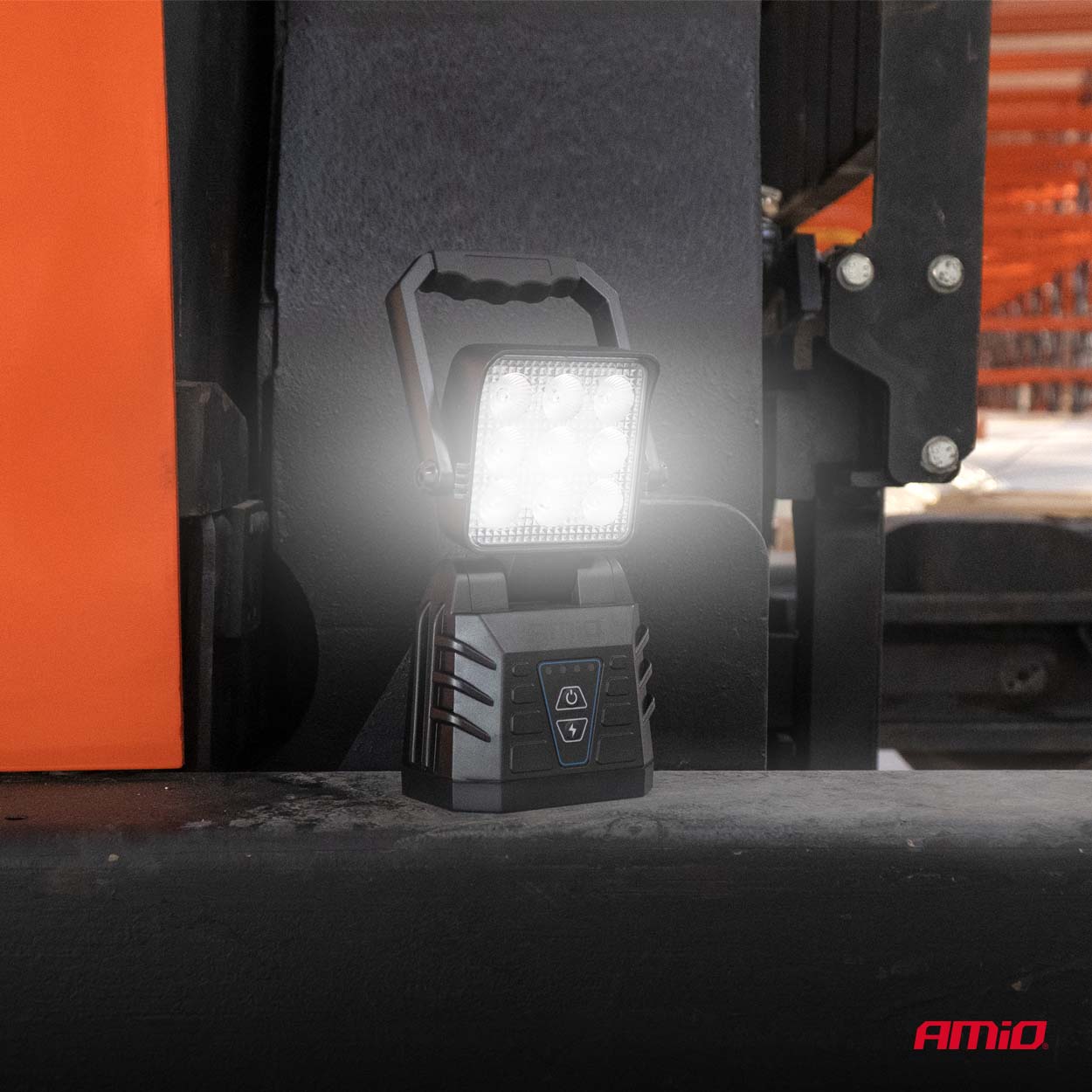 LED-työ- ja merkkivalo 15 W (BATT) AMIO-04865